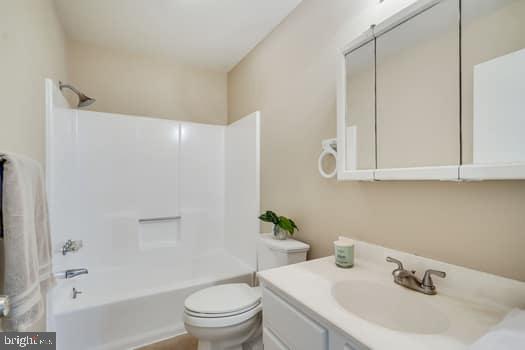 1503 Lakeview Pkwy