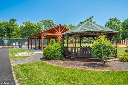 1503 Lakeview Pkwy