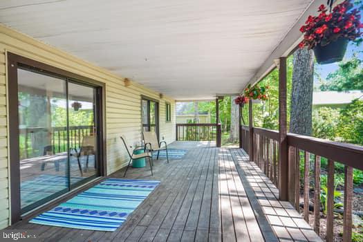 1503 Lakeview Pkwy