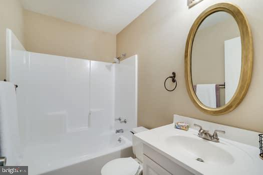 1503 Lakeview Pkwy
