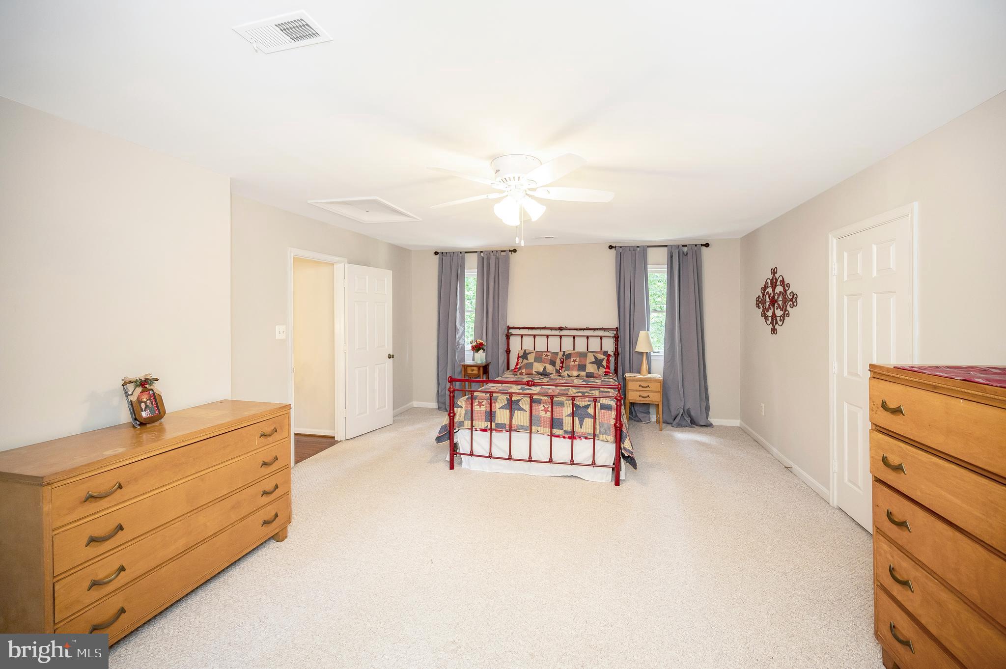 108 Meadowview Lane