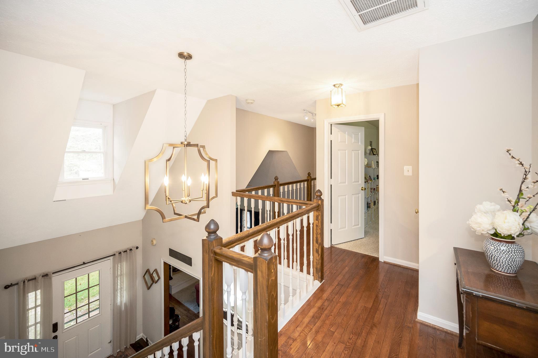 108 Meadowview Lane