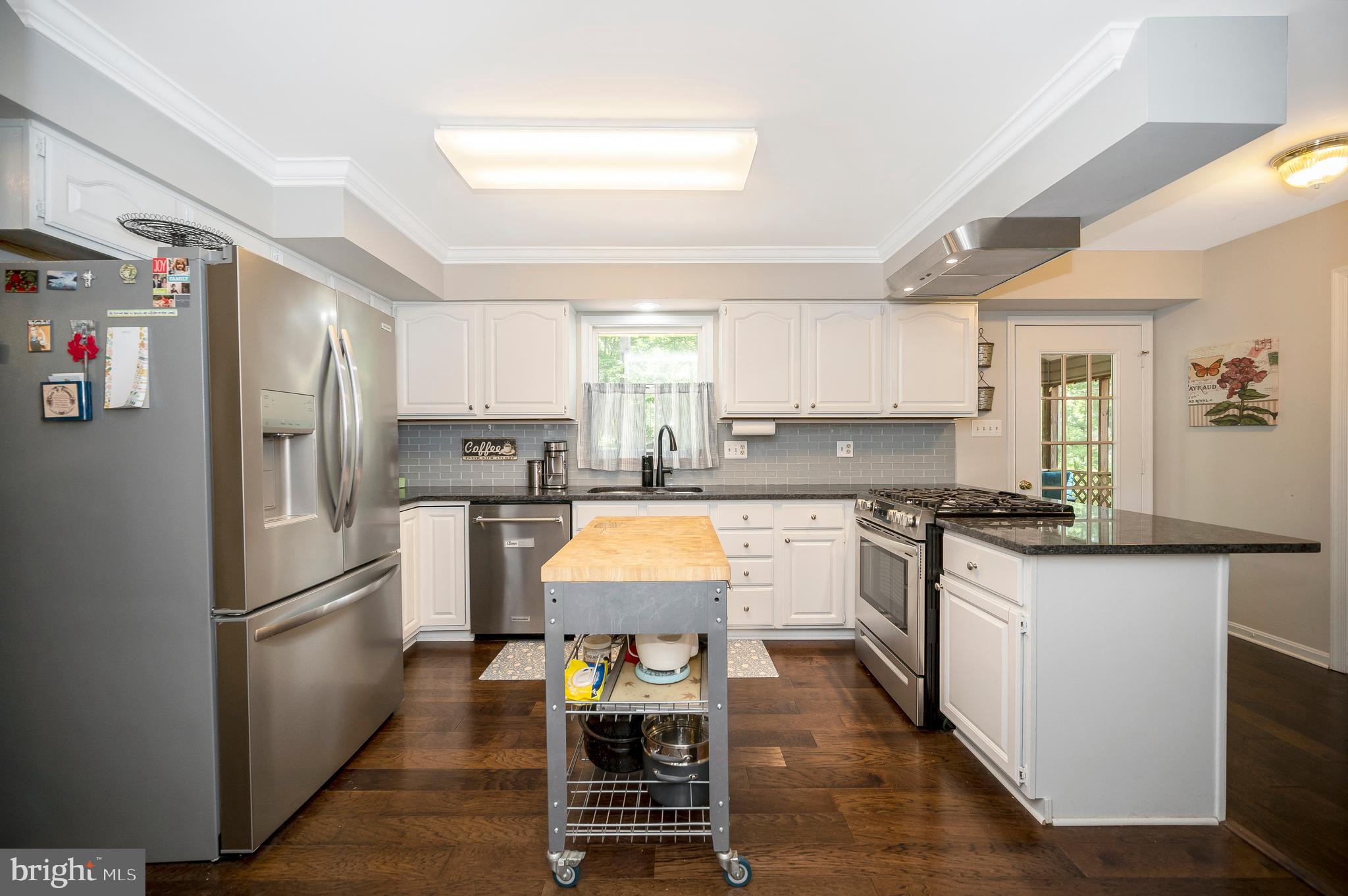 108 Meadowview Lane