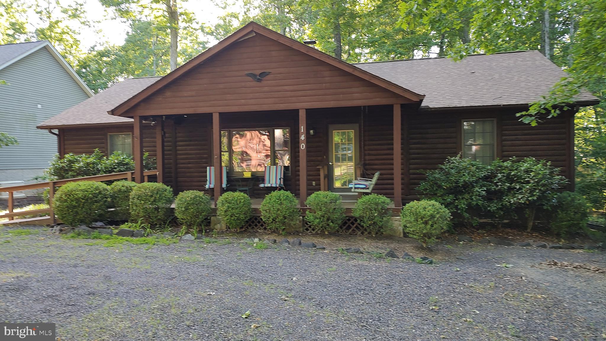 140 Monticello Cir