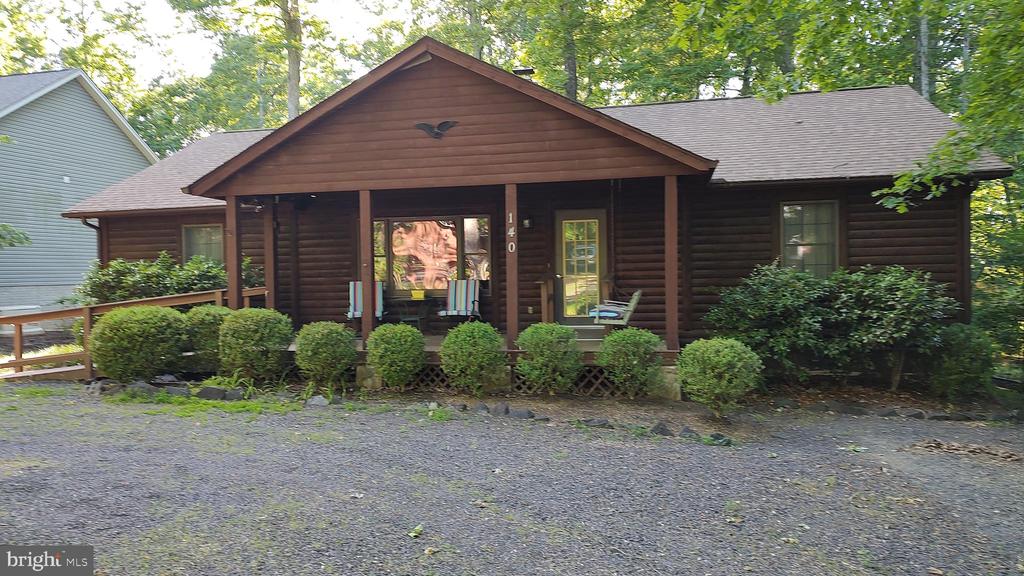 140 Monticello Cir