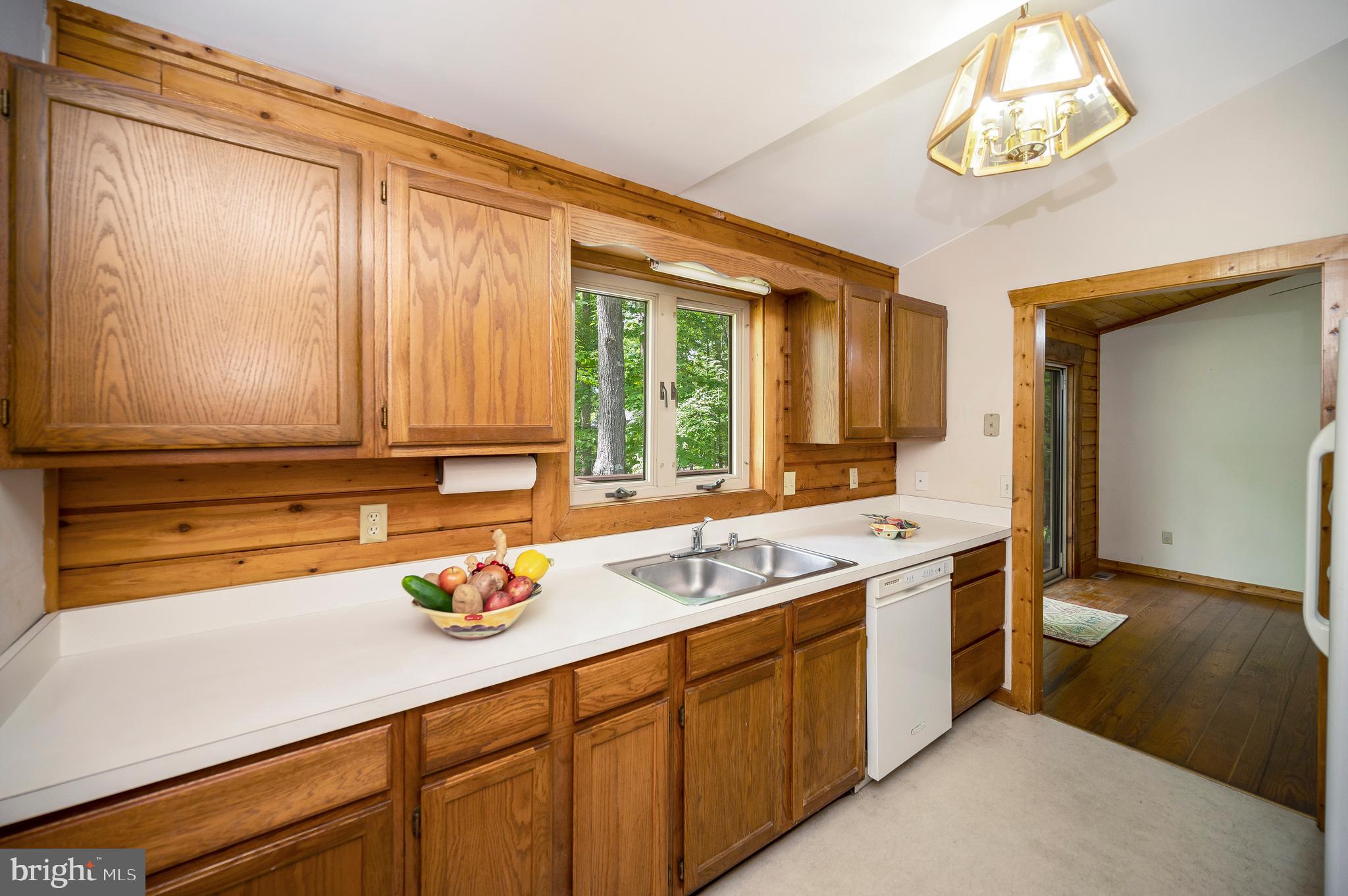 140 Monticello Cir