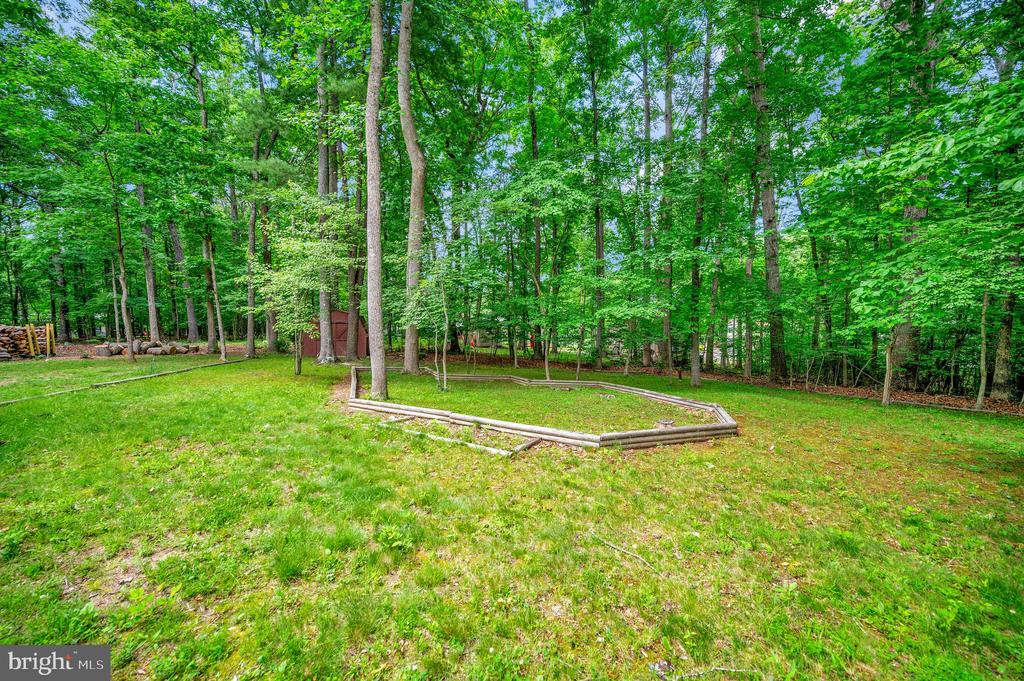 140 Monticello Cir