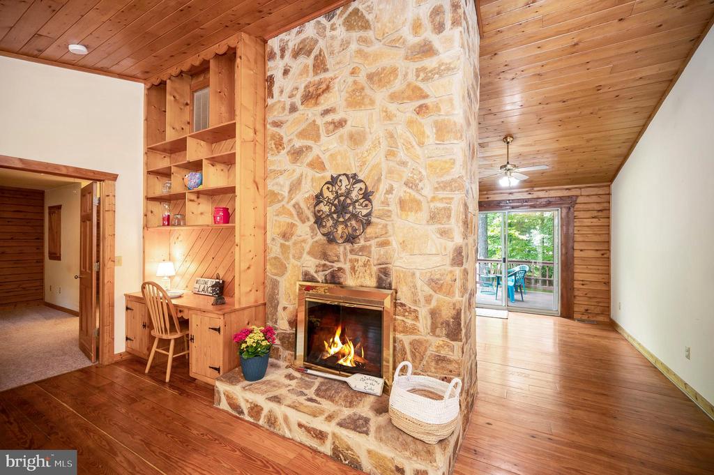 140 Monticello Cir