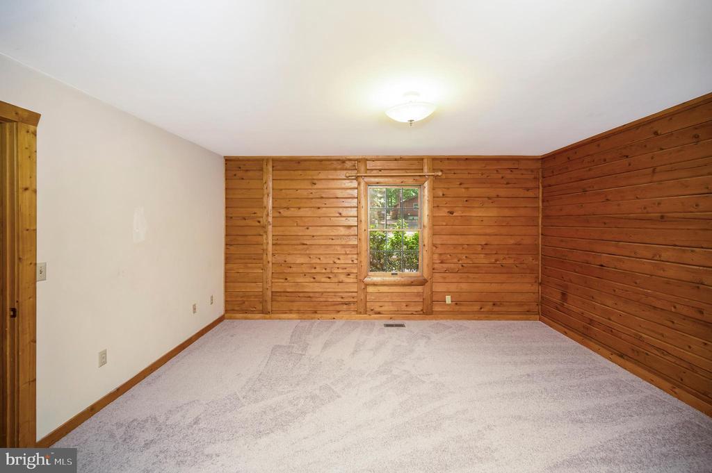 140 Monticello Cir