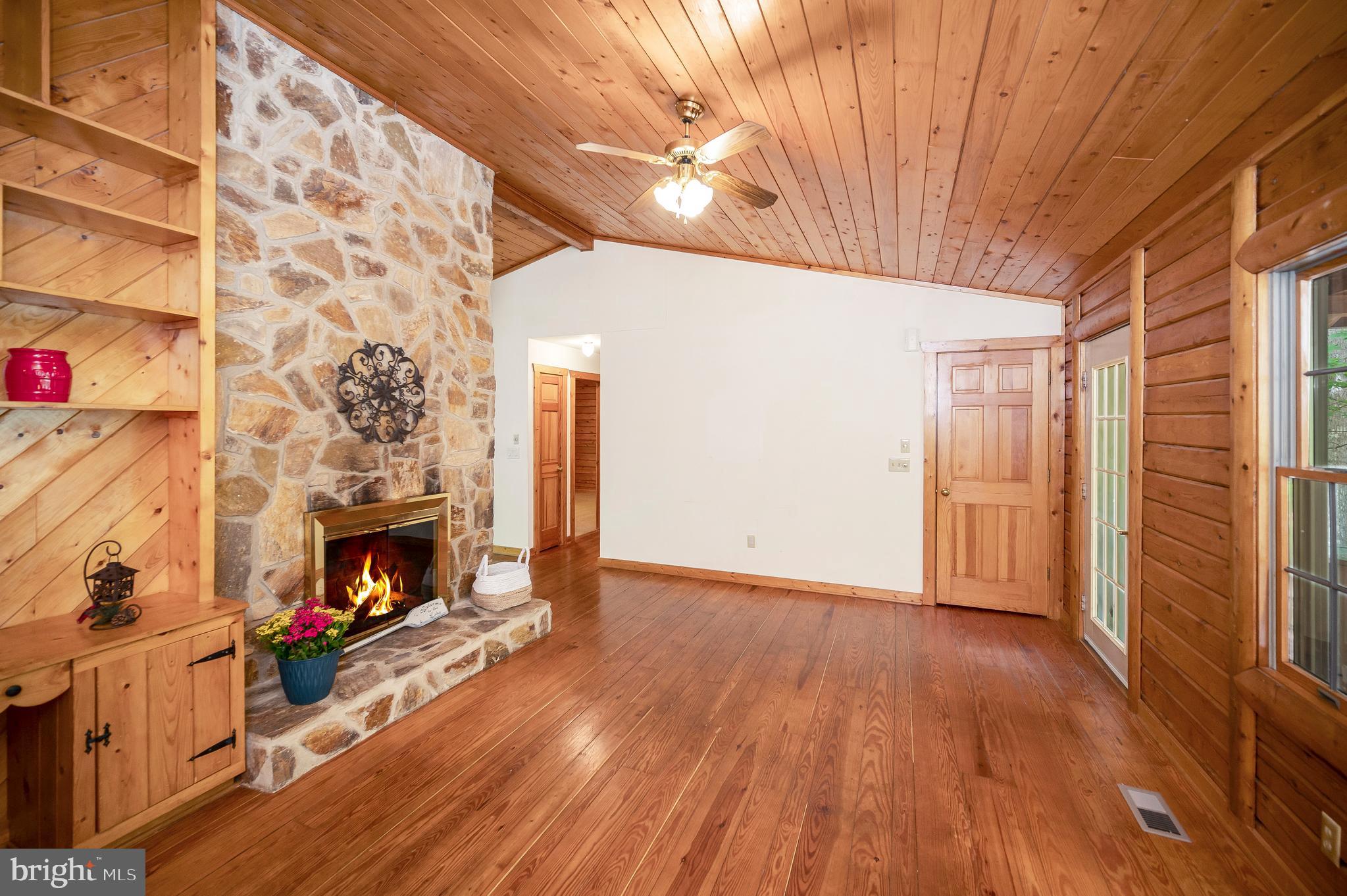 140 Monticello Cir