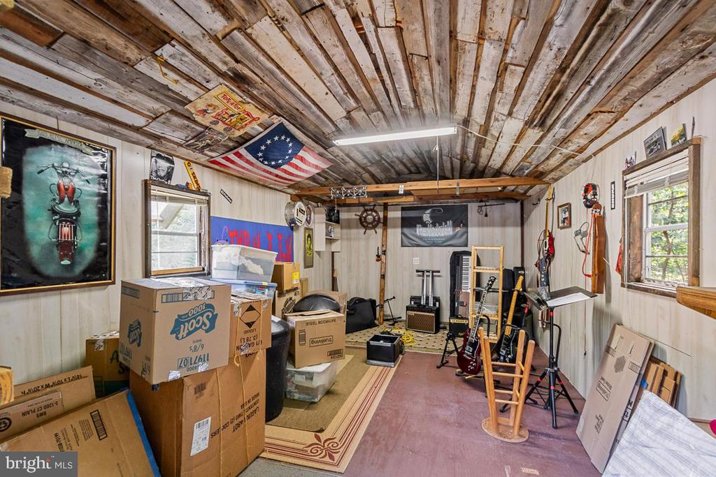 13090 DEWBERRY LANE