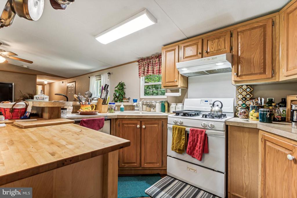 13090 DEWBERRY LANE