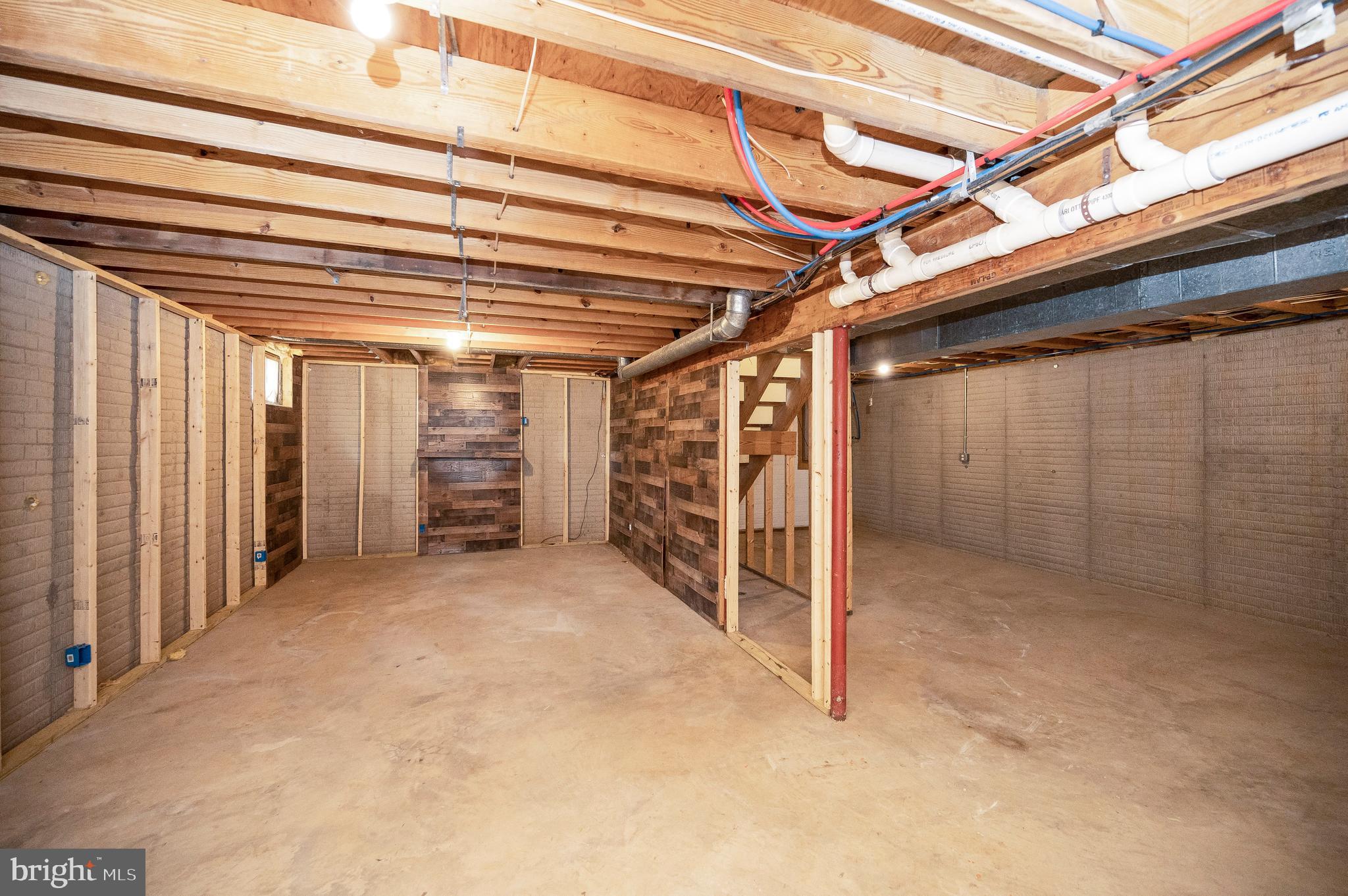 3608 Lakeview Pkwy