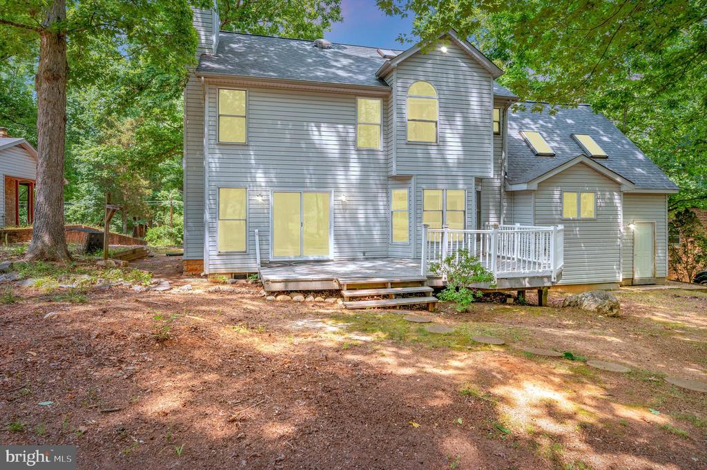 3608 Lakeview Pkwy