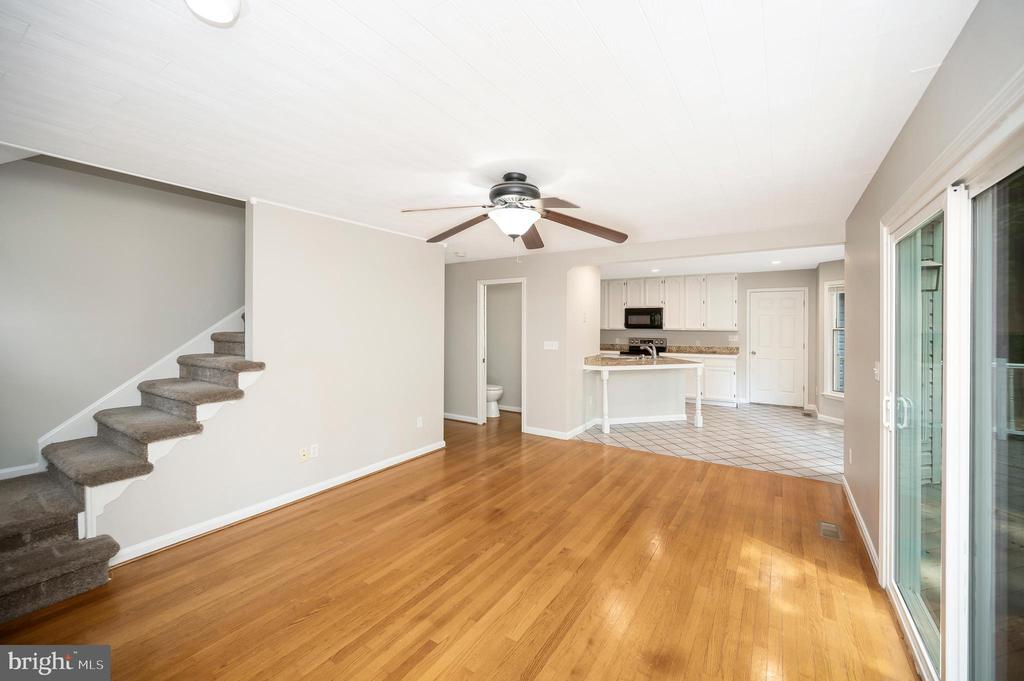 3608 Lakeview Pkwy