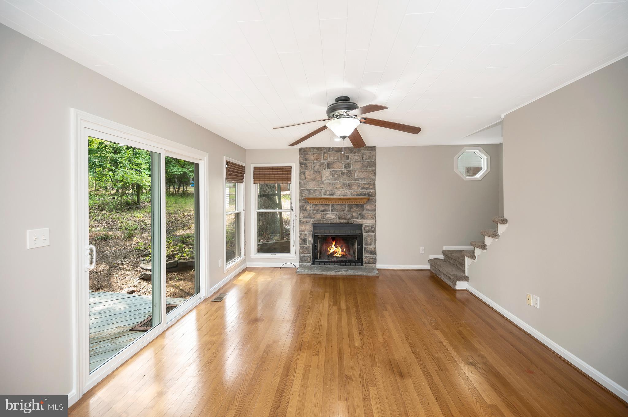 3608 Lakeview Pkwy