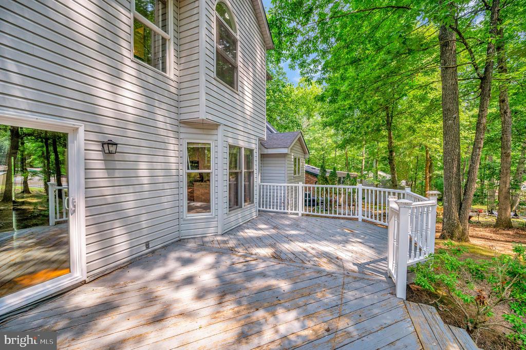 3608 Lakeview Pkwy