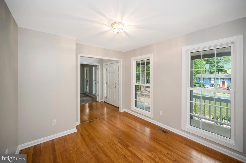 3608 Lakeview Pkwy