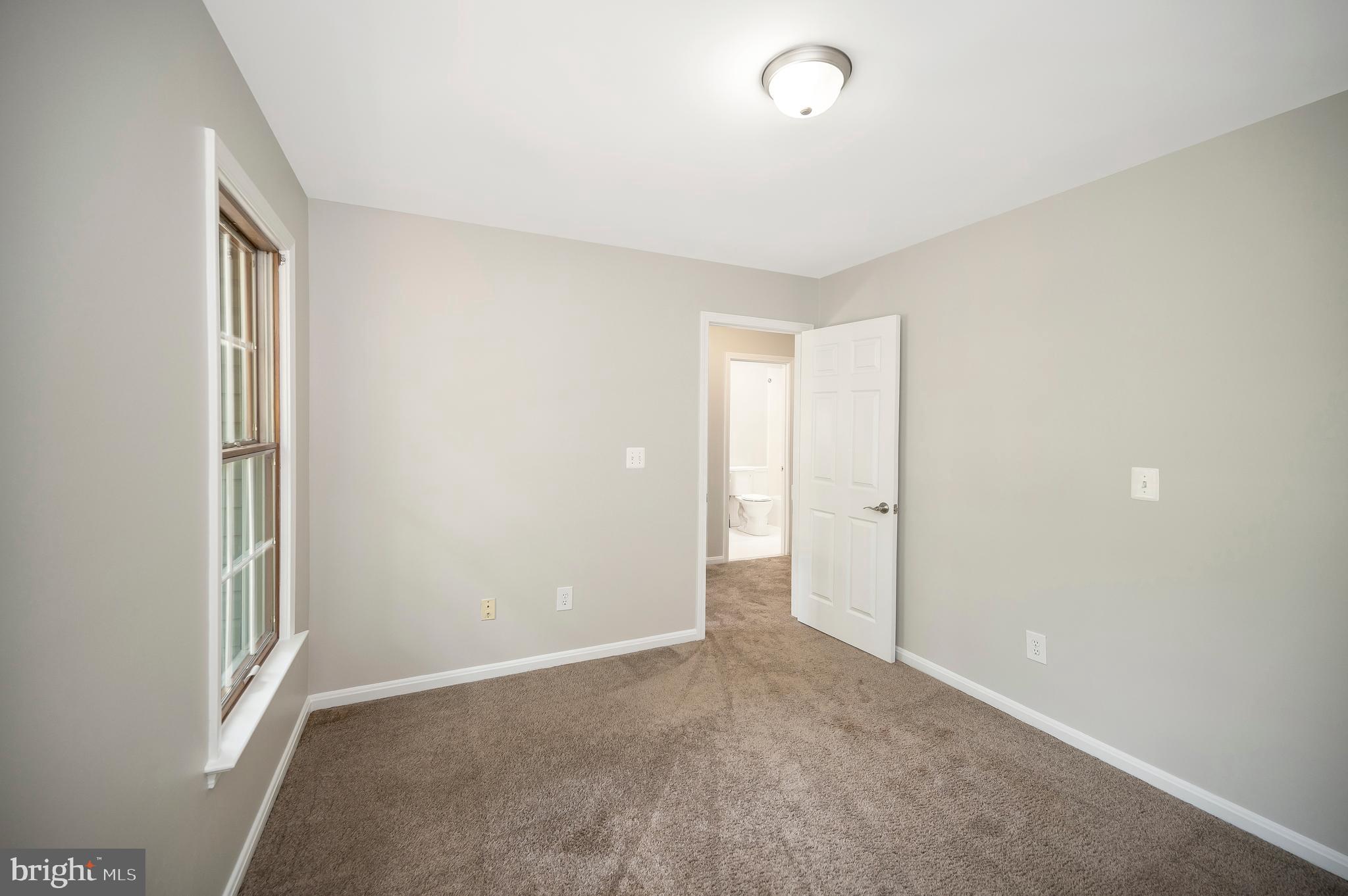3608 Lakeview Pkwy