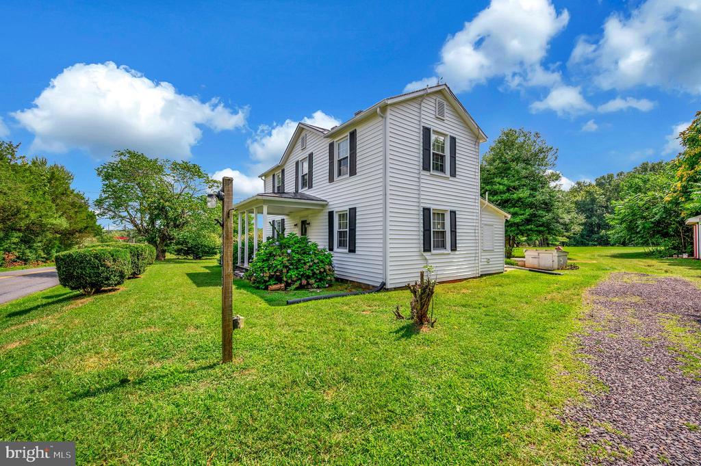 32432 Zoar Rd