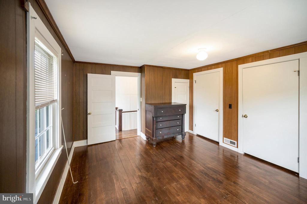 32432 Zoar Rd
