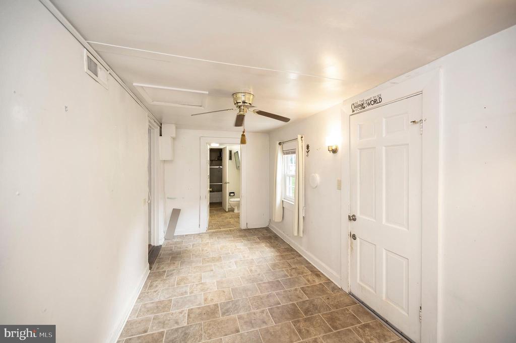32432 Zoar Rd