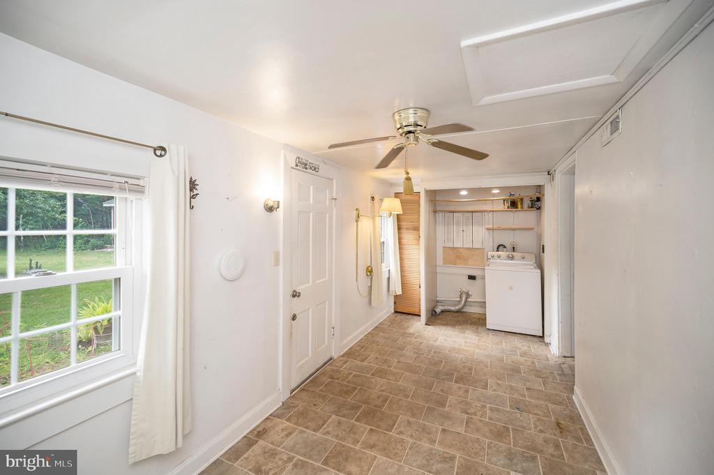 32432 Zoar Rd