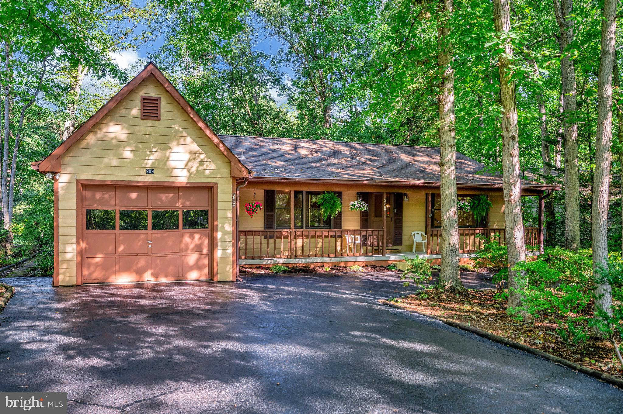 209 Fairway Dr