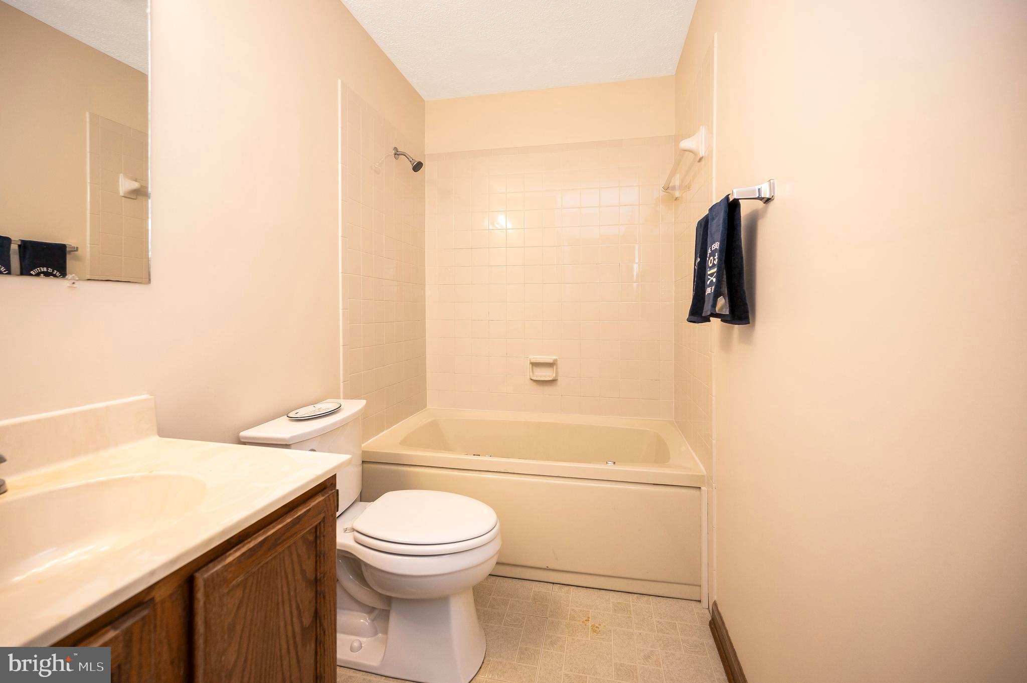 209 Fairway Dr