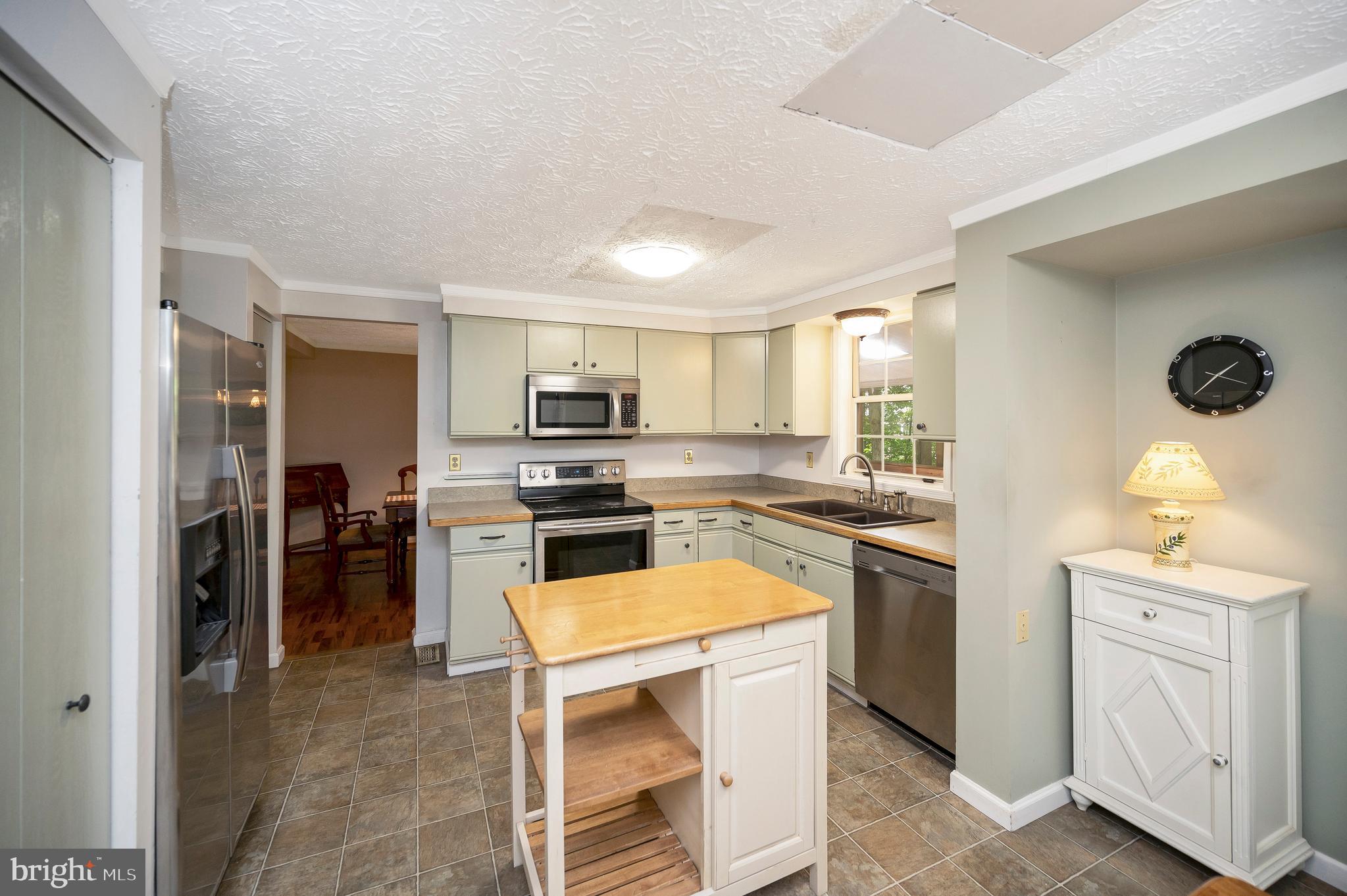 103 Flagstone Ct