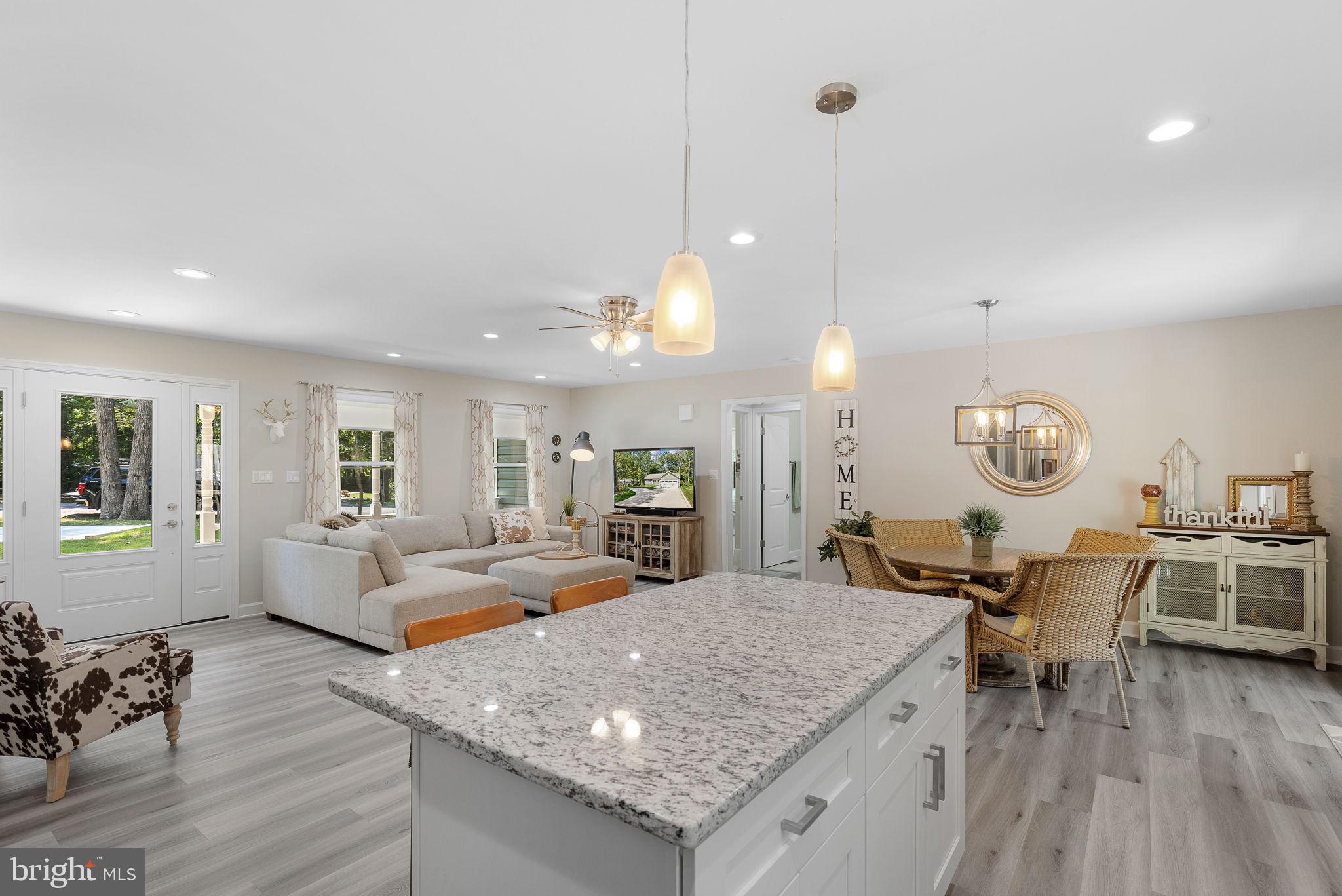 110 Carriage Ct