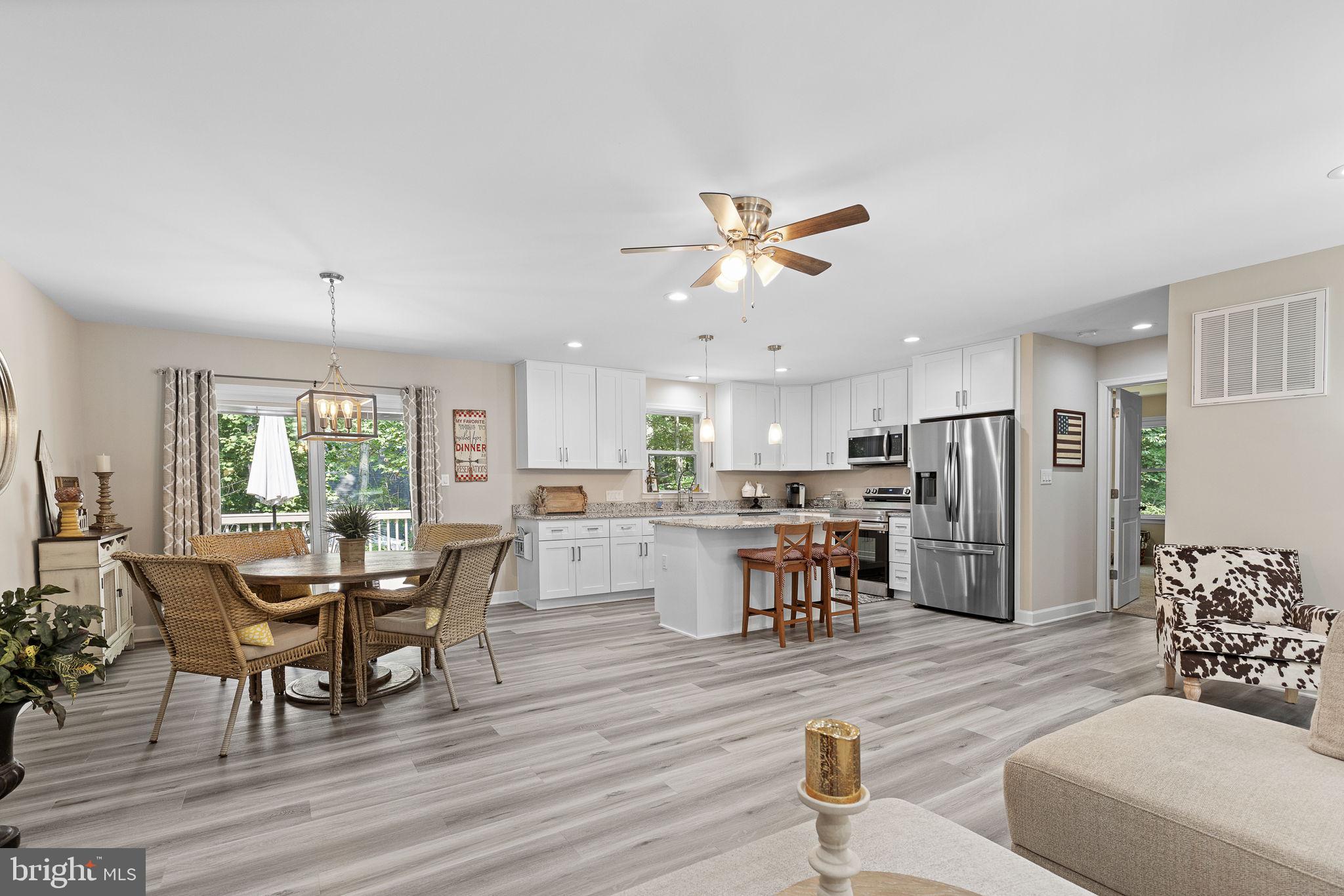 110 Carriage Ct