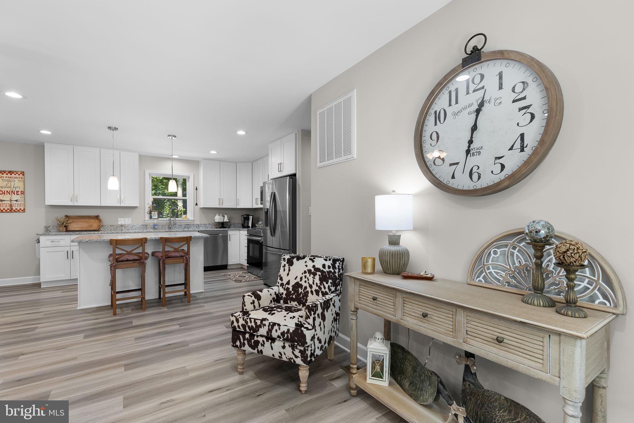 110 Carriage Ct