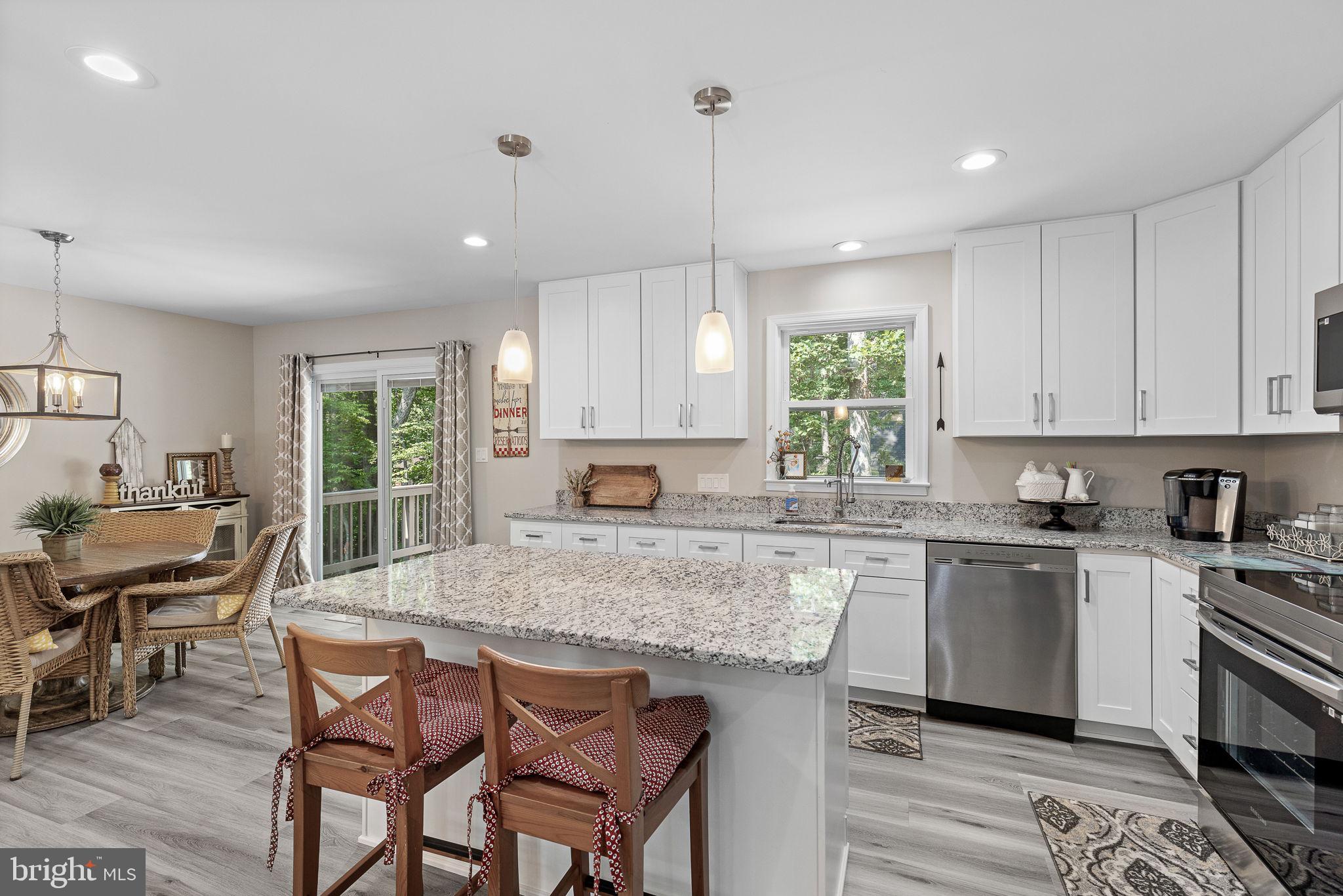 110 Carriage Ct