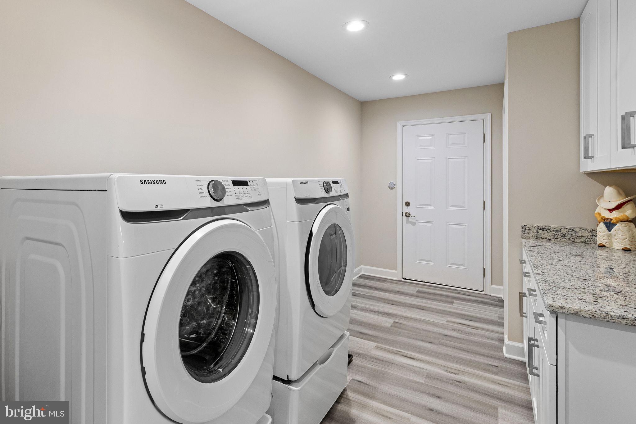 110 Carriage Ct