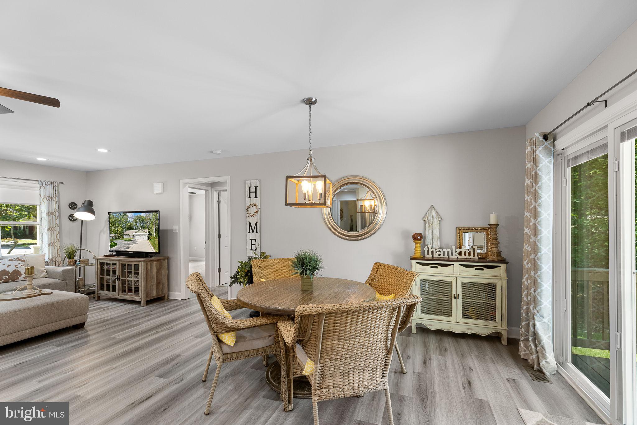 110 Carriage Ct
