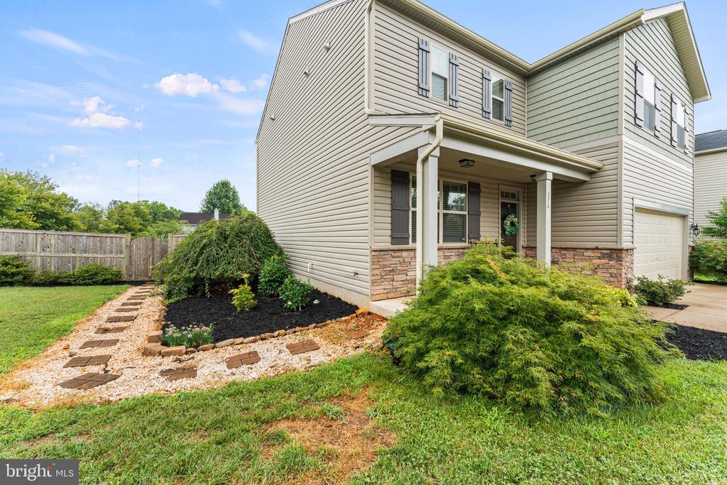 276 PARKER PLACE