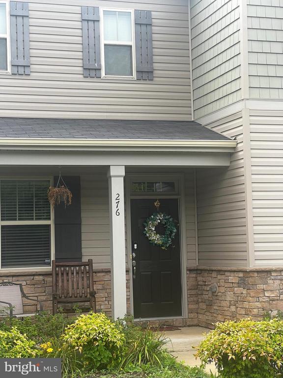 276 PARKER PLACE