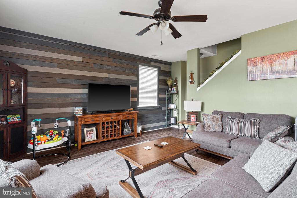 276 PARKER PLACE