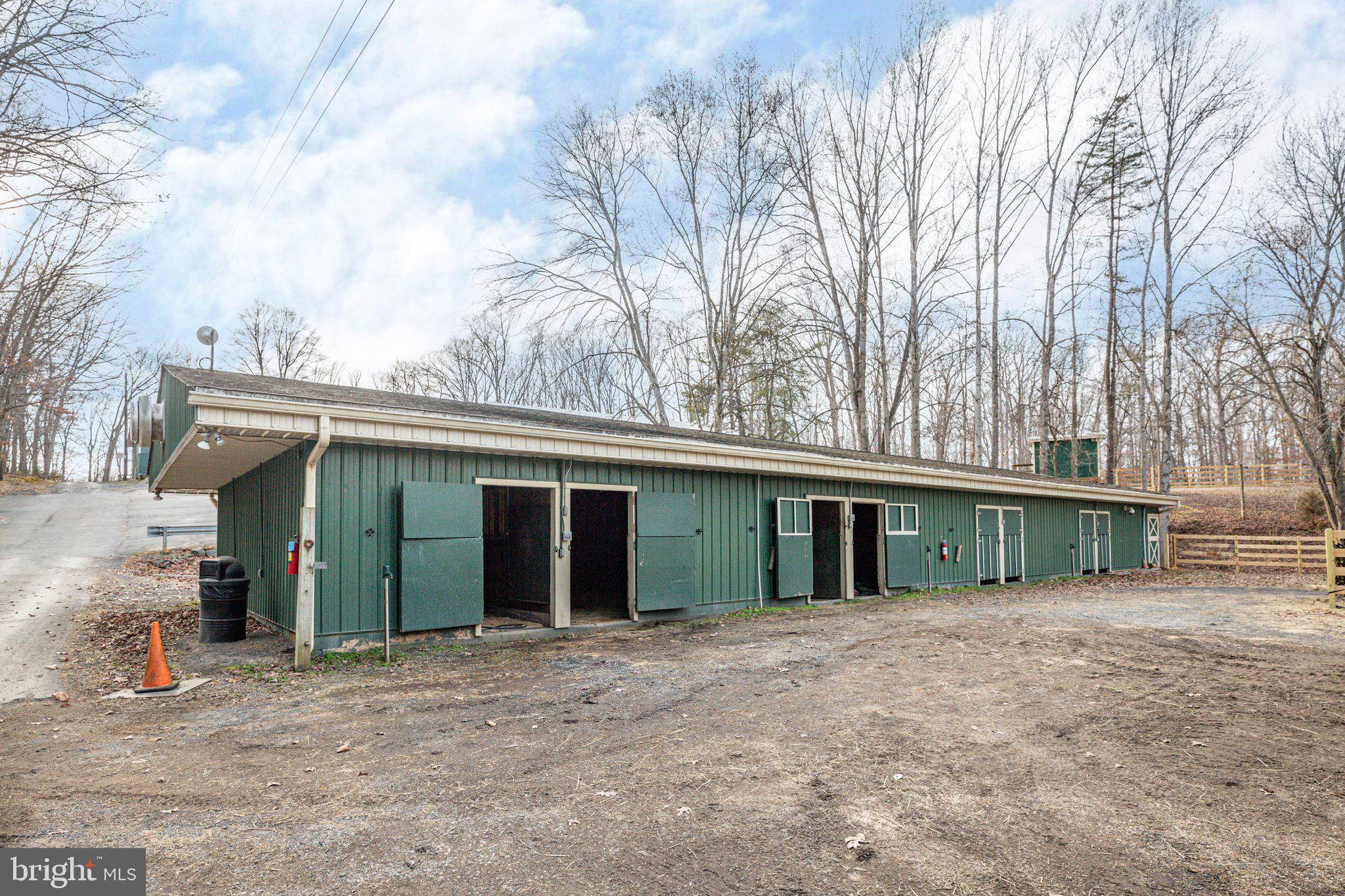 310 Limestone Ln