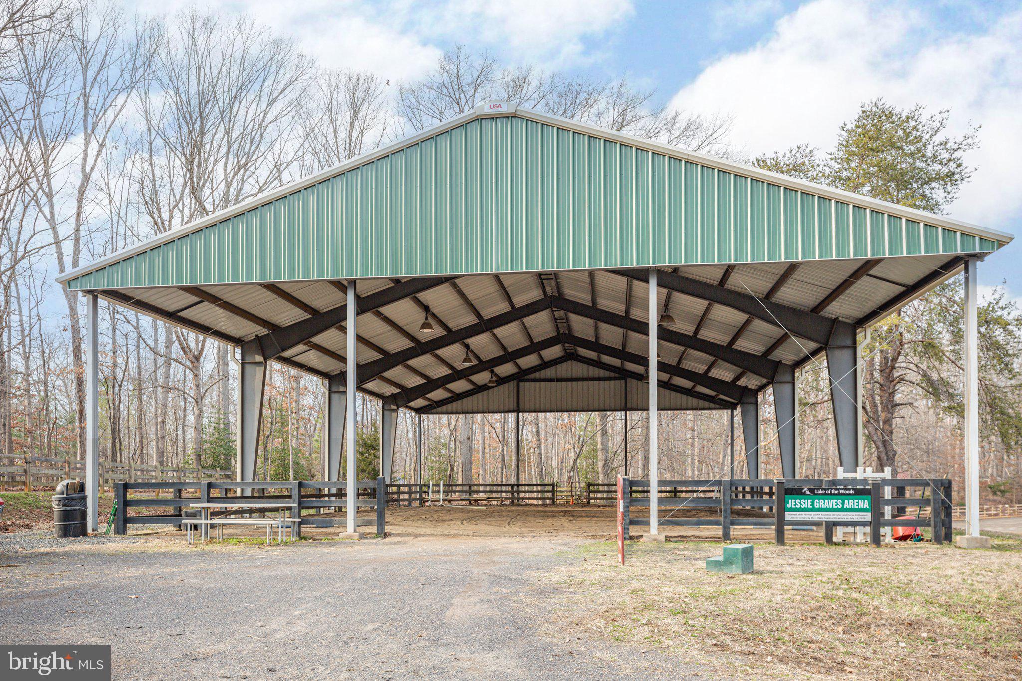 310 Limestone Ln
