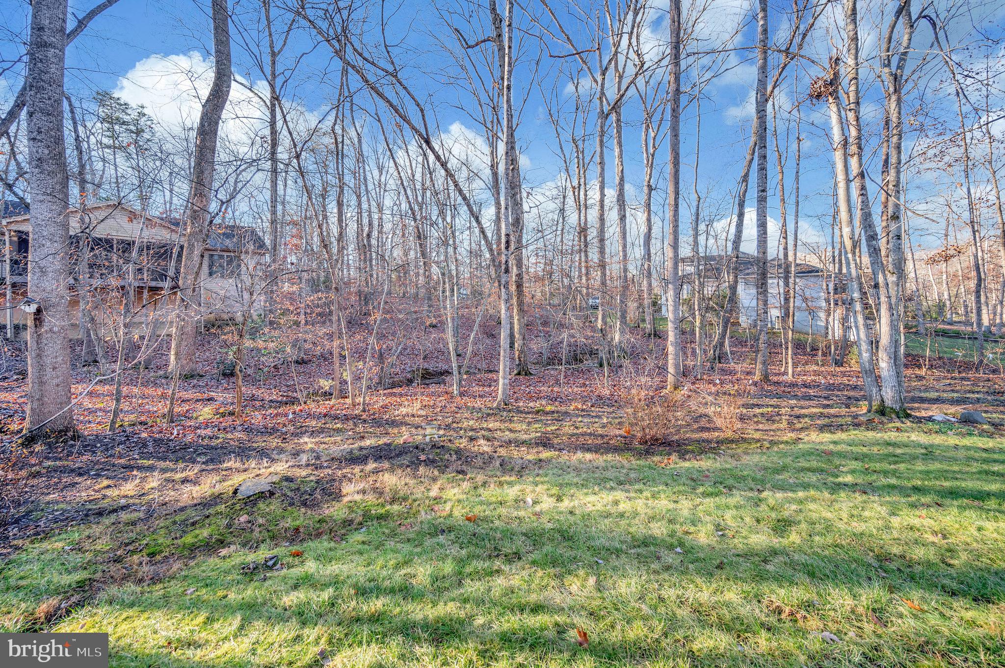 412 Happy Creek Rd
