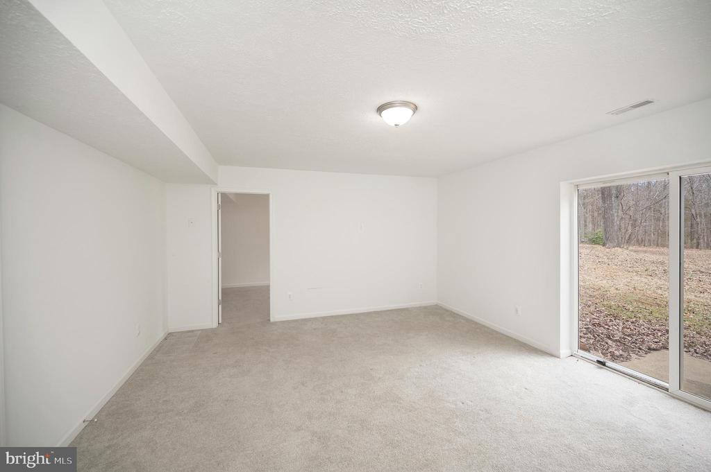 8099 Burr Hill Rd