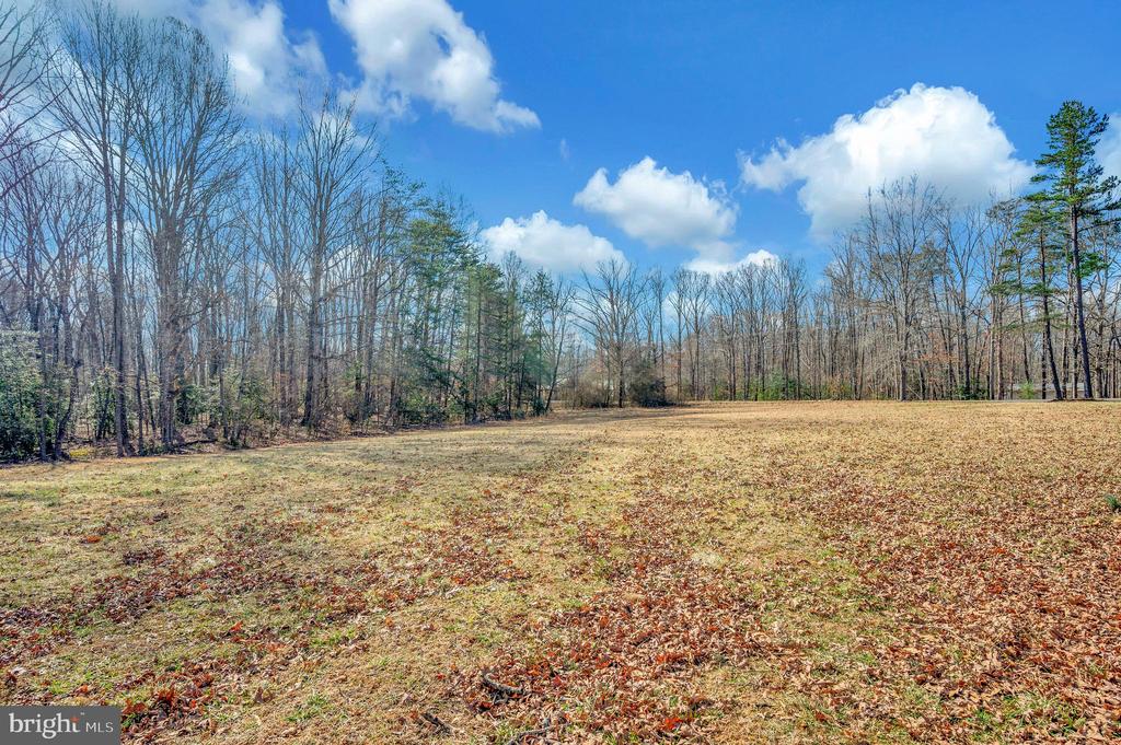 8099 Burr Hill Rd