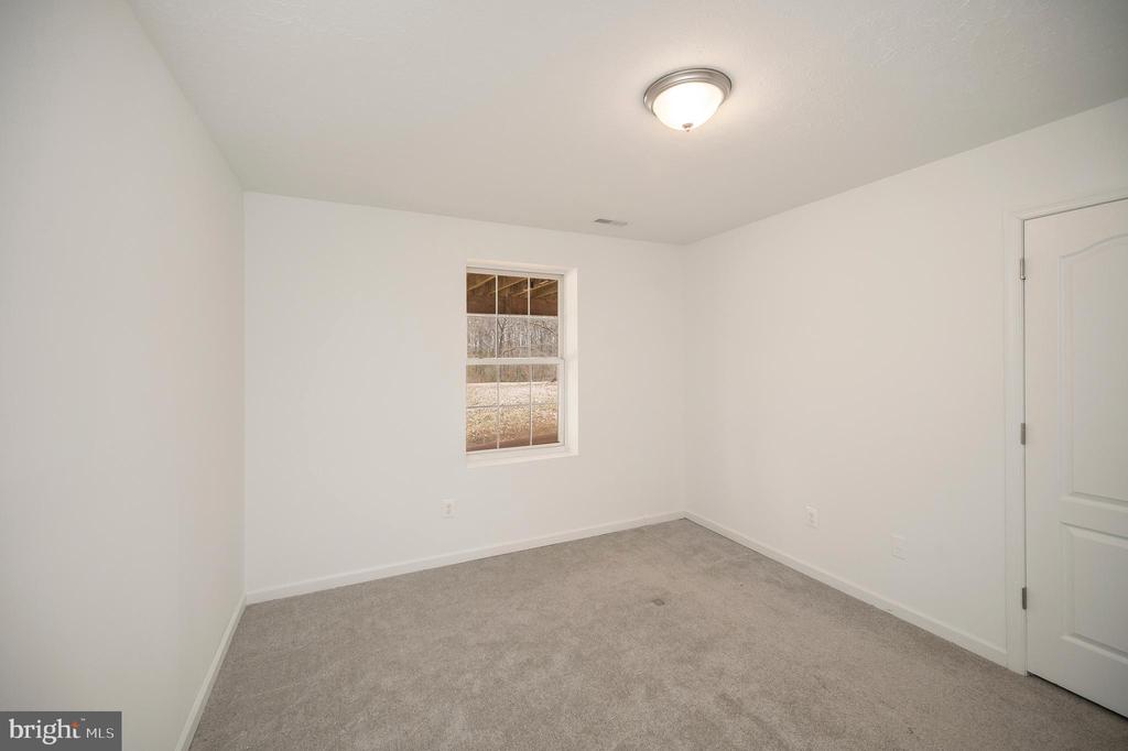 8099 Burr Hill Rd