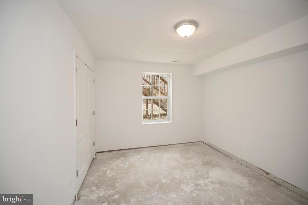 8099 Burr Hill Rd