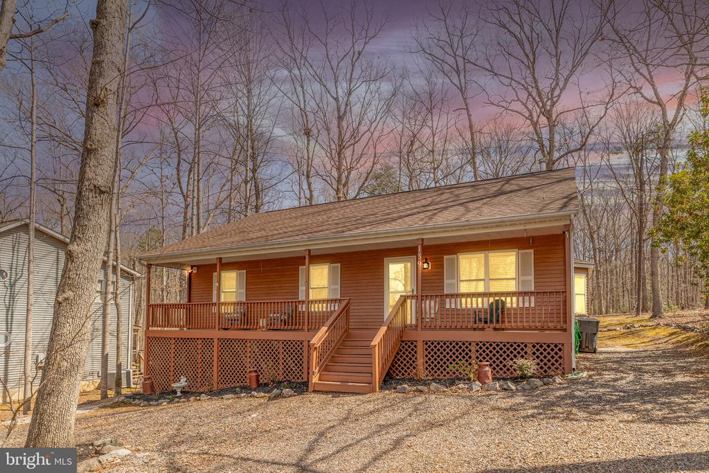 139 MONTICELLO CIRCLE