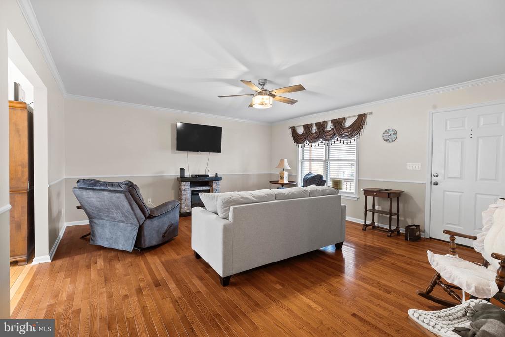 139 MONTICELLO CIRCLE