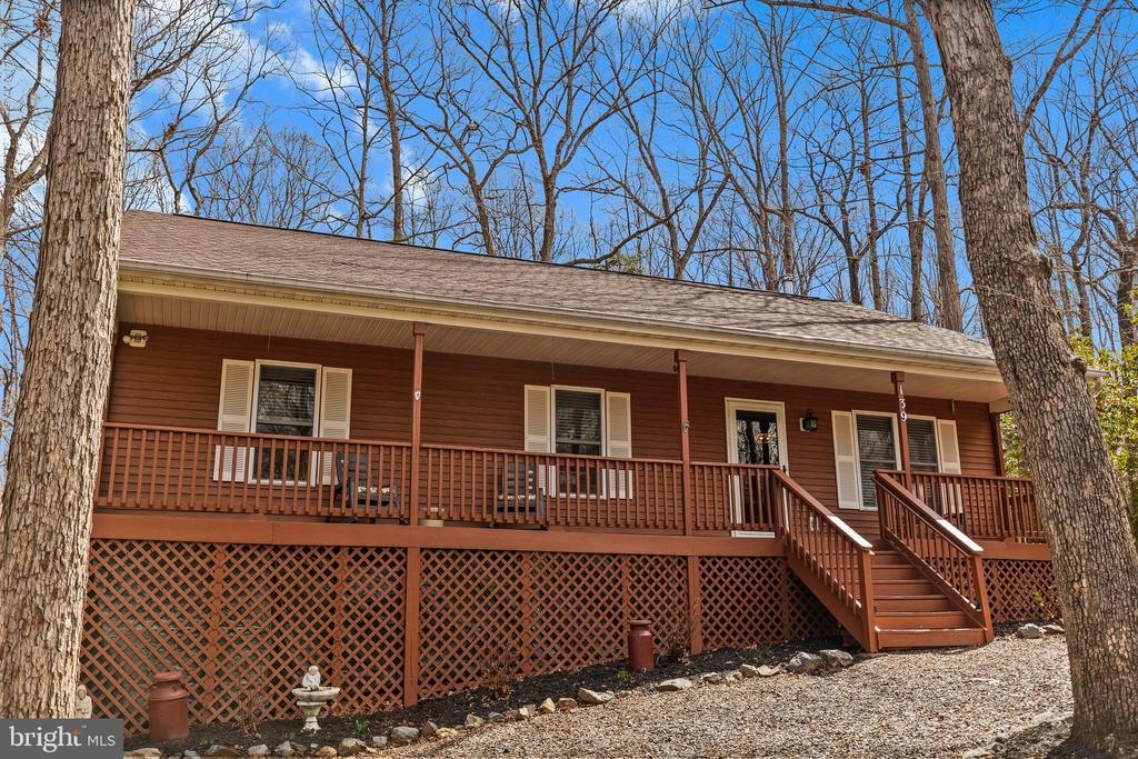 139 MONTICELLO CIRCLE