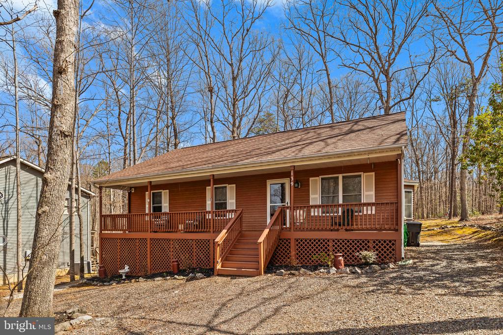 139 MONTICELLO CIRCLE